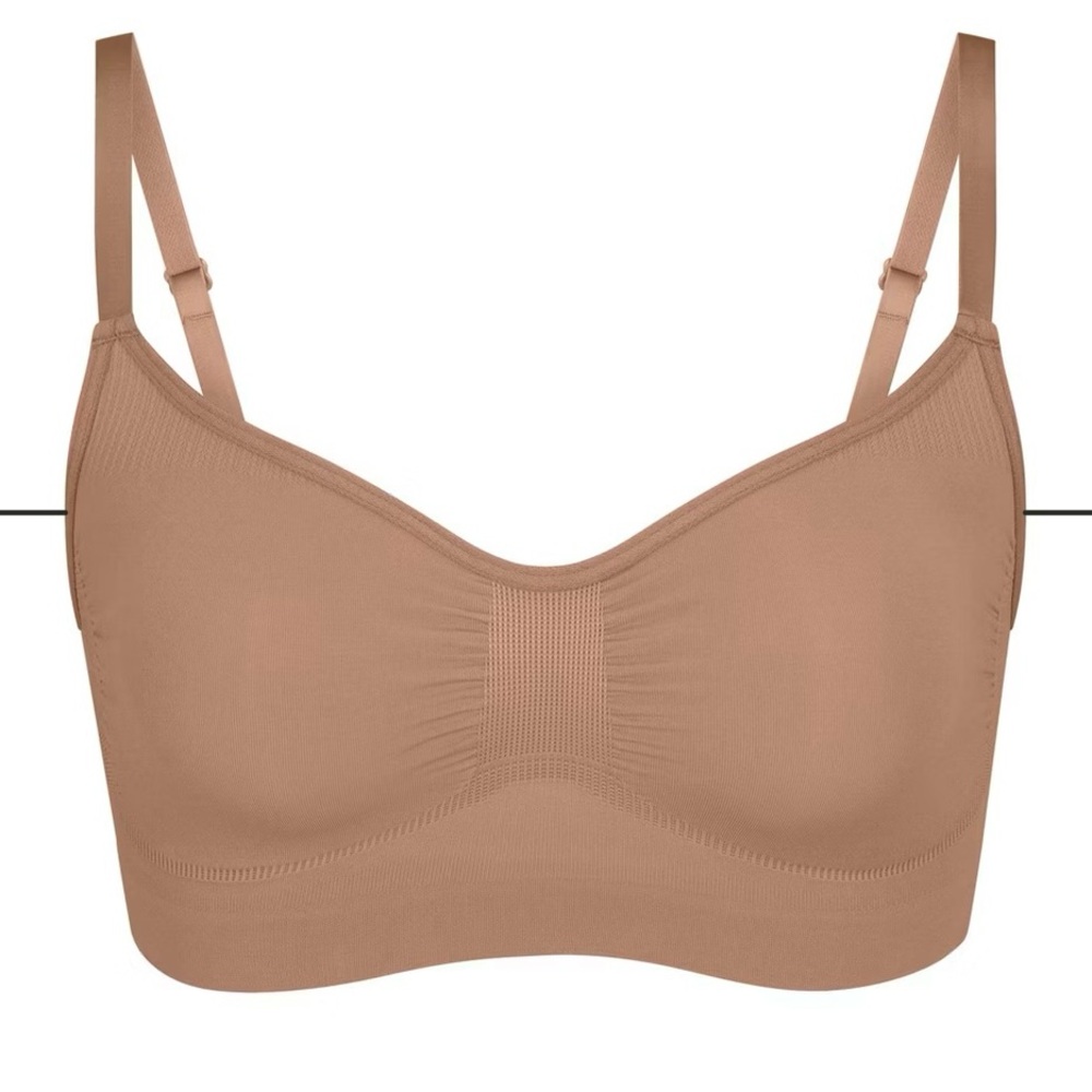 SKIMS Seamless Sculpt Bralette